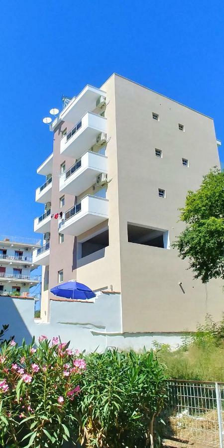 Sea Star Apartments Kallikratia Nea Kallikrateia Kültér fotó