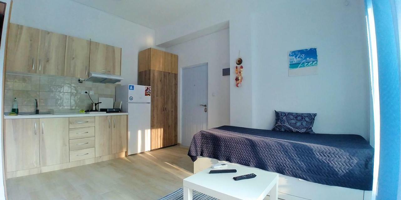Sea Star Apartments Kallikratia Nea Kallikrateia Kültér fotó